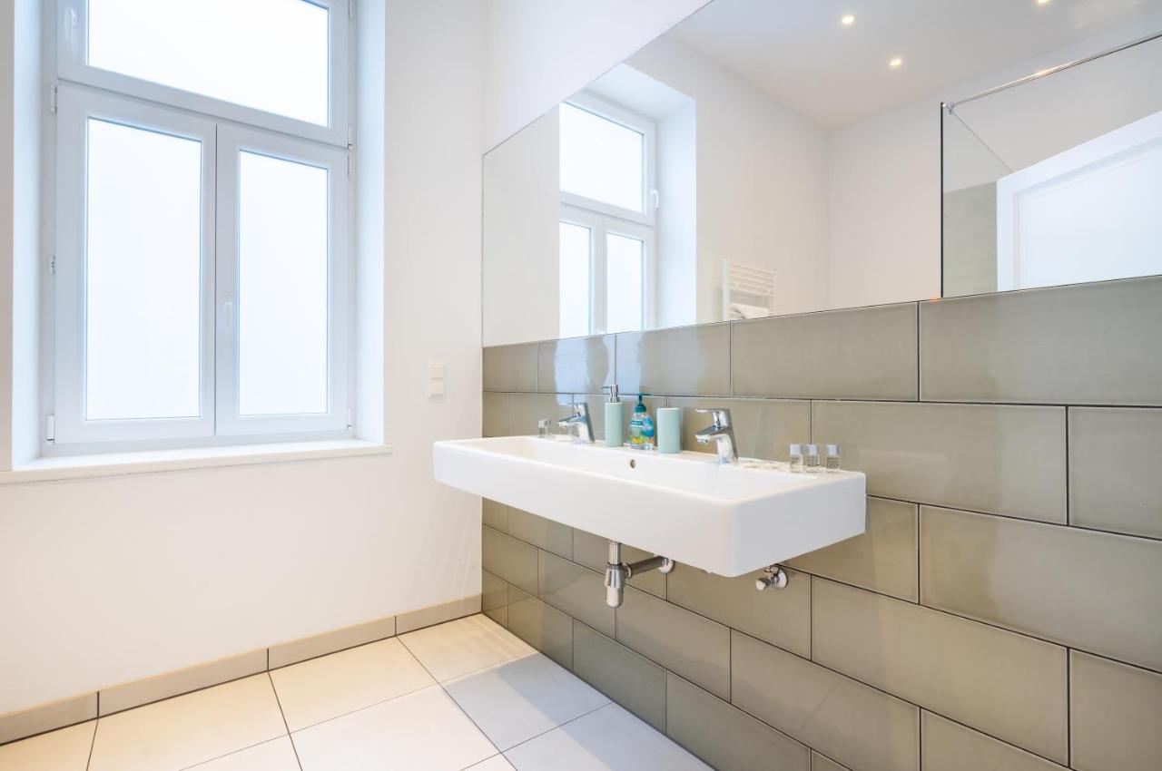 Modernes Im Charmanten Viertel Apartamento